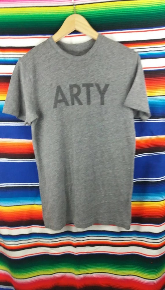 Vintage " ARTY" tshirt size M