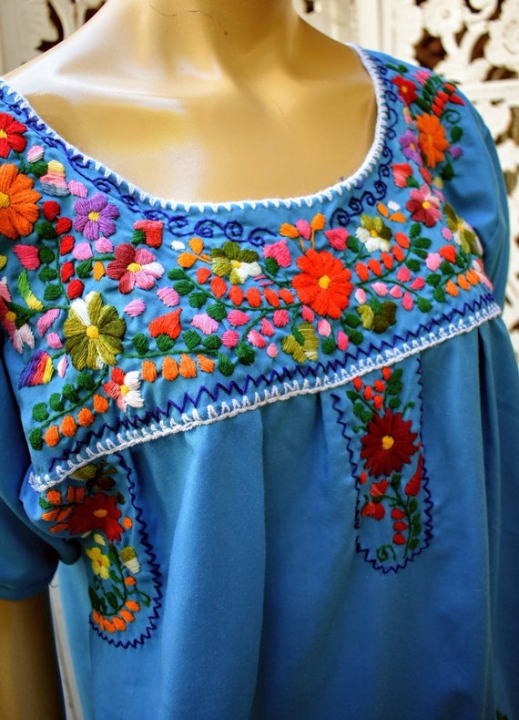 Quintessential hand embroidered mexican kaftan dr… - image 1