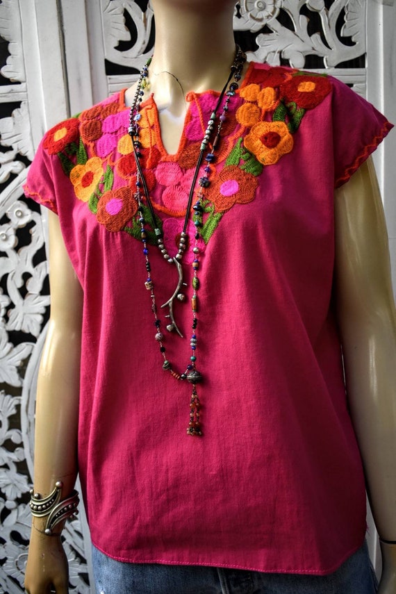 Vintage magenta pink Mexican embroidered blouse