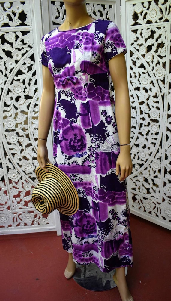 Vintage 60s Hawaiian print barkcloth dress. Size x