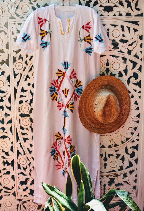 1970s hand embroideted cotton kaftan dress
