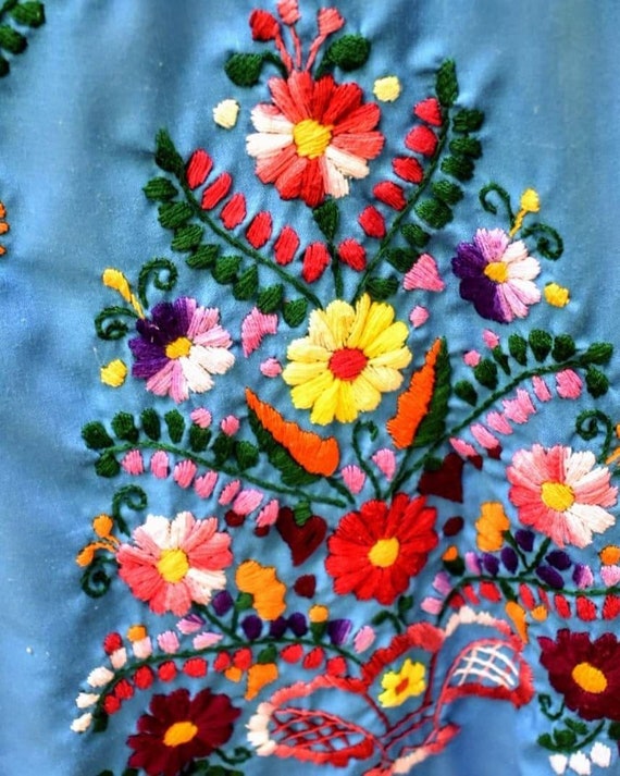 Quintessential hand embroidered mexican kaftan dr… - image 2