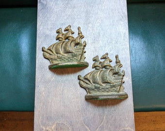 Vintage Full Sail Ship Bookends Bronzed Cast Iron OLD Paper Weight Door Stop