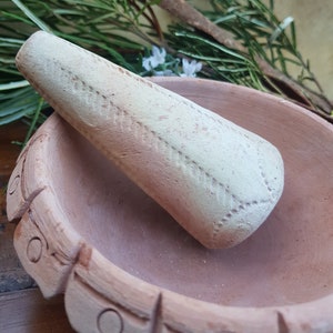 HAND MADE Mortar + Pestle