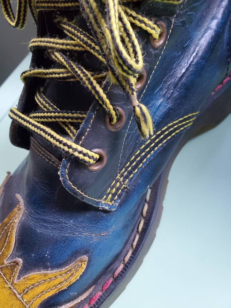 Tredair Moon, Sun and Stars Boots - Size US7 EU38 - Made in