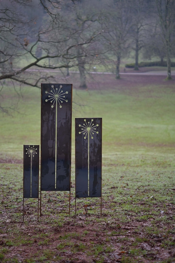 Metal Allium Art Garden Panel Decoration