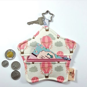 Star-shaped Pouch with Key Ring and Zipper for Coins or Cards Small Purse for Earphone or Earbuds with Balloons print image 3