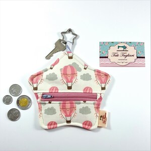 Star-shaped Pouch with Key Ring and Zipper for Coins or Cards Small Purse for Earphone or Earbuds with Balloons print image 2