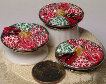 Miniature Christmas Candy on Turntable 1:12 Scale Model Miniature Food, Candy