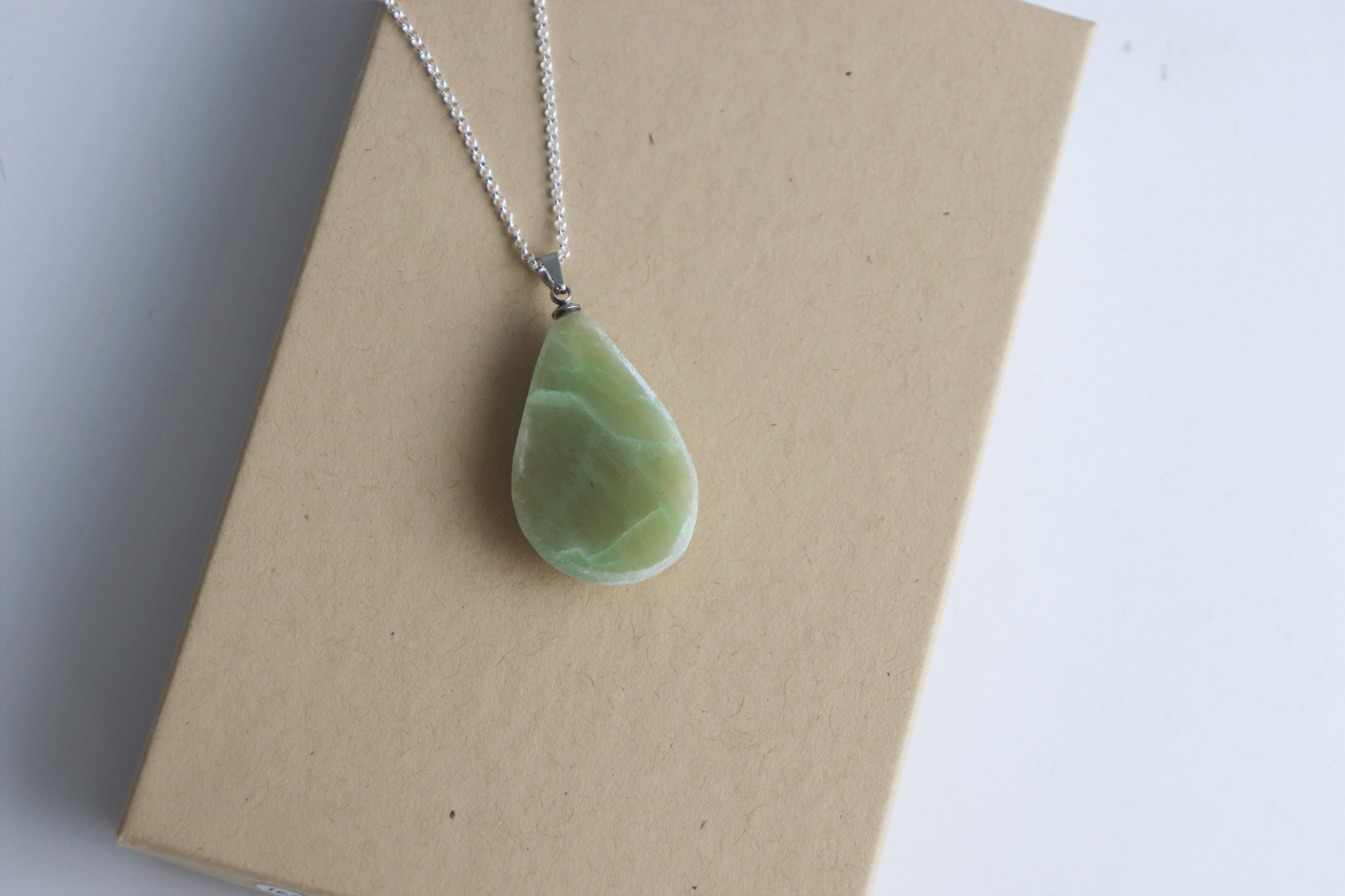 Green moonstone best sale necklace