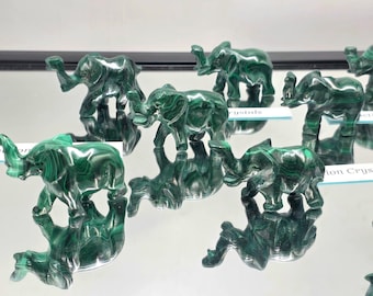 マラカイトの象の置物：ヴィンテージ天然石アートオブジェ - Etsy 日本