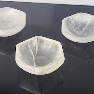 Selenit Kristall Schale Sechseck 10 cm