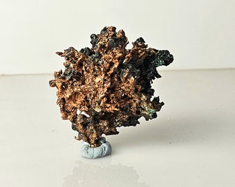 38) Cristal de cobre natural nativo