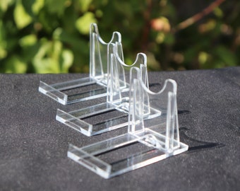 3 x plastic crystal / mineral display stands - twist together