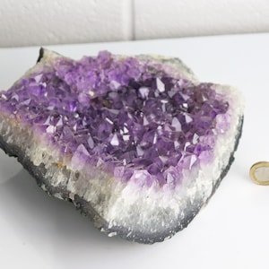AM66) Large Amethyst Crystal Geode