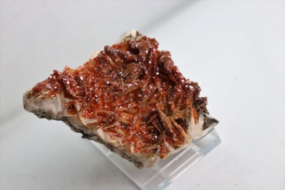 4【鉱物標本】重晶石＆黄安華（モロッコ産）希少　珍しい 霞石 4 モロッコ - 鉱物標本・隕石標本販売のWeb専門店 エヌズミネラル