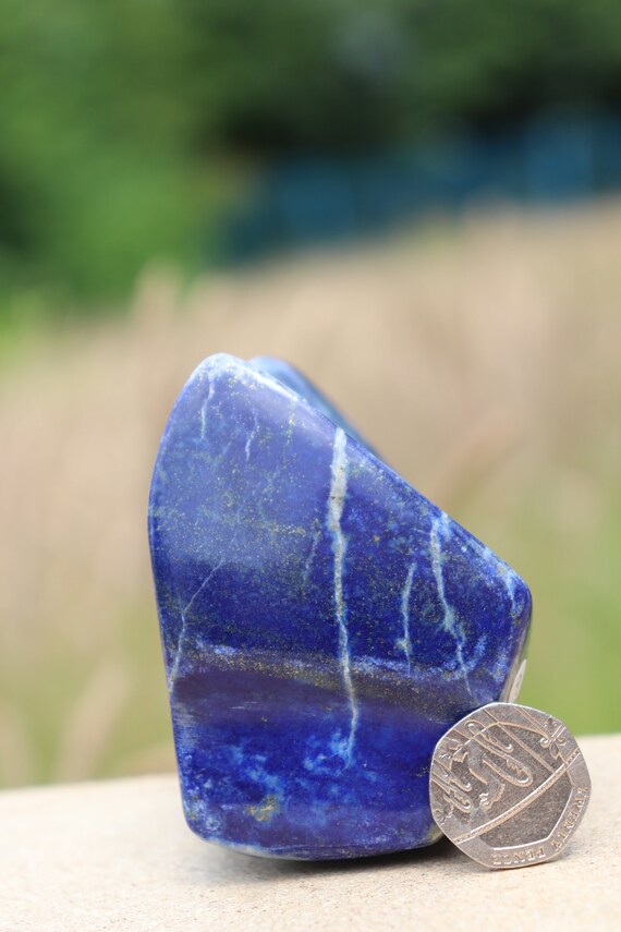 Blue mineral lazuli sale