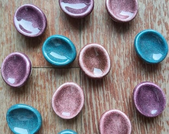 Worry stones in ceramica, pietre della preoccupazione, pietra calmante in ceramica, pietra rilassante. Glitterate
