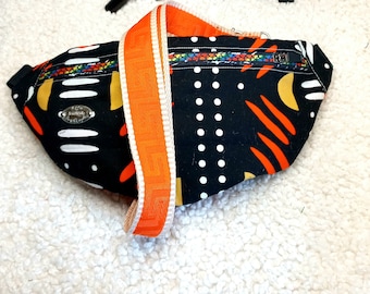 Black/orange Wax fabric fanny pack, A vibrant and functional accessory for your adventures, crossbody fanny pack, Mother's Day gift