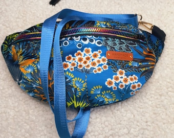 XL women's fanny pack in blue crushed velvet - The ideal chic companion for any season, waist bag, chest bag, Mother's Day gift