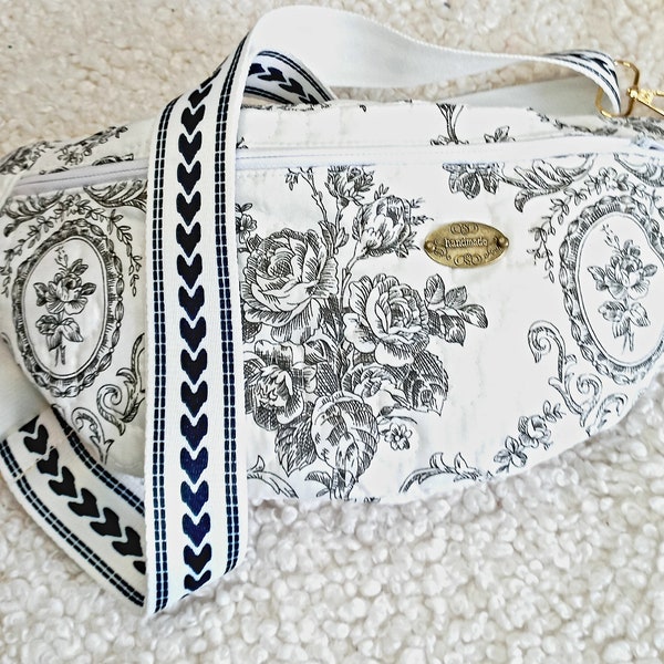 Sac Banane en Tissu Coton Matelassé Noir/Blanc Motifs Esprit "Empire" - Élégance Classique et Praticité Moderne , cadeau pour femme élégante