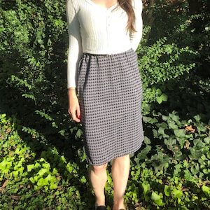 Vintage Houndstooth 3/4 Length Skirt