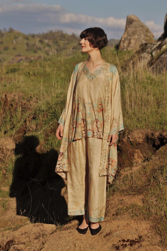 Authentic vintage 1920s Japanese hand printed top,