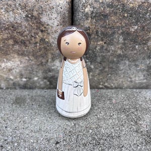 Custom communion keepsake, first holy communion gift, Peg Doll, Custom Peg Family, Peg People, communion Cake Topper