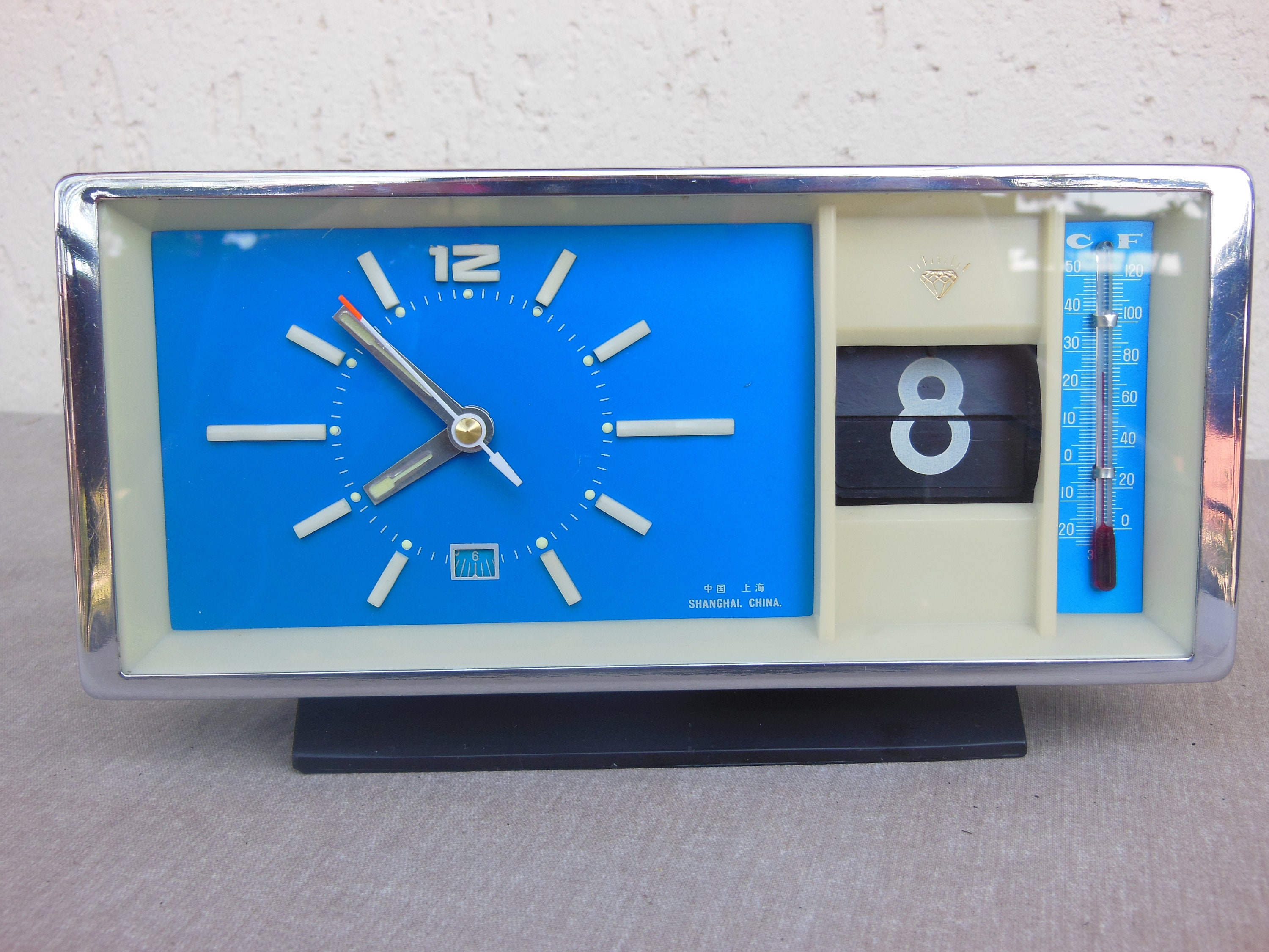 Shanghai China Diamond Clock , Mechanical Clock with Thermometer and