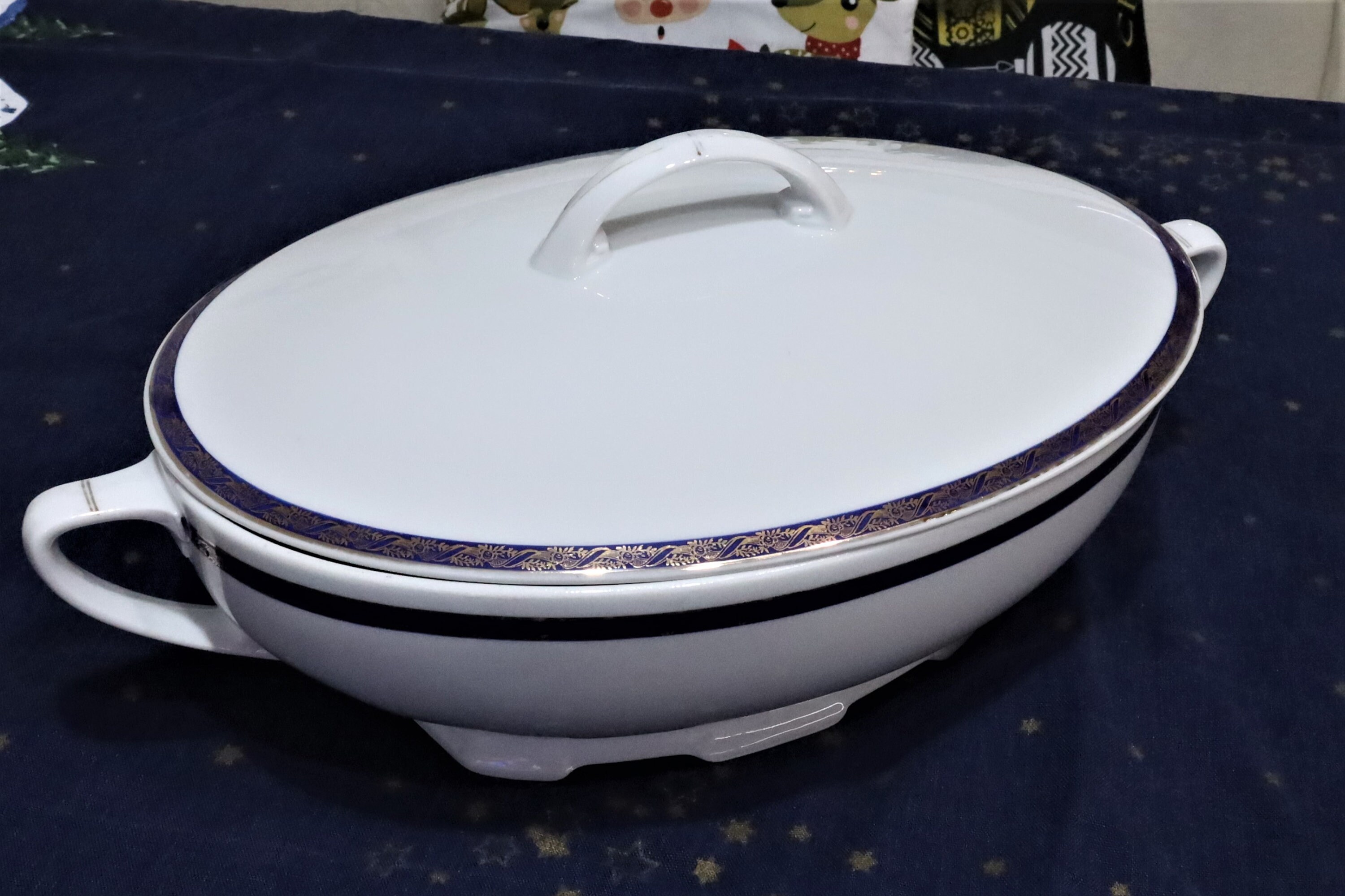 Vintage Porcelain Soup Tureen , Vintage TK Thuny Czechoslovakia , Terrine , Casserol,  Serving Bowl, Classic Tureen, Soupiere