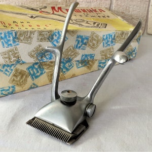 Vintage hand  Barber Trimmer ,Manual Barber Trimmer, Collectibles Hair Clipper,Bulgarian Manual Hair Cliper Machine