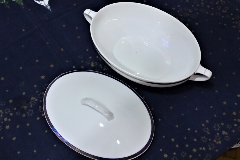 Vintage Porcelain Soup Tureen , Vintage TK Thuny Czechoslovakia