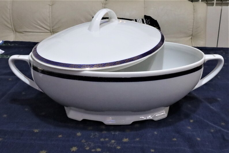 Vintage Porcelain Soup Tureen , Vintage TK Thuny Czechoslovakia
