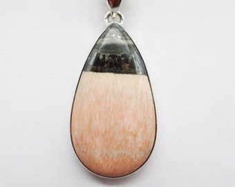 Colgante de celestobarita de plata de ley, piedra de 38 x 20 mm.