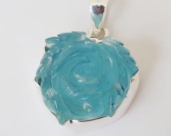 Carved Aquamarine Flower/Sterling Silver Pendant, Stone Size is 20 x 20 mm