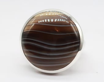 Banded Agate/Sterling Silver Ring, Stone Size is 19 x 19 mm