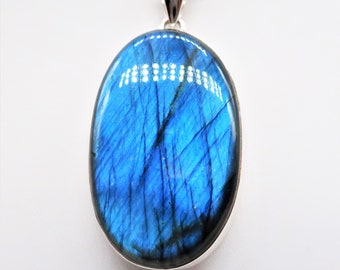 Colgante de labradorita/plata esterlina de fuego azul, tamaño de la piedra es 45 x 28 mm