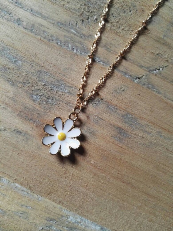 Gold Color Daisy Flower Necklace Daisy Jewelry Daisy Necklace for