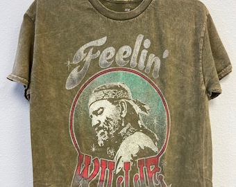 WILLIE NELSON &#39;WN Good&#39; Unisex Tee Officially licensed Army Green Mineral wash
