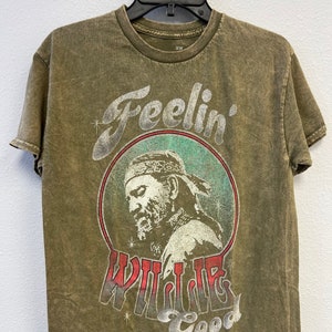 WILLIE NELSON &#39;WN Good&#39; Unisex Tee Officially licensed Army Green Mineral wash