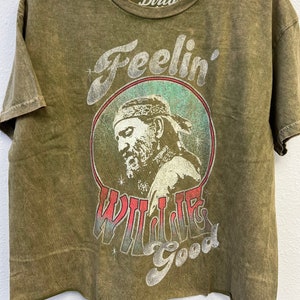 WILLIE NELSON &#39;WN Good&#39; Womans cut hem Tee Officially Licensed Army Green Mineral wash