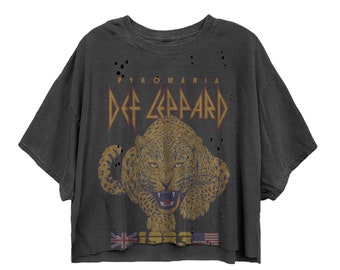 DEF LEPPARD- Tour 1983 Cat Vintage Oversize Crop (DEF0102-786PBK) hysteria, hair metal, rock of ages, love bites, pour some sugar, band tee