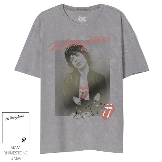 THE ROLLING STONES - Mick Jagger in Stones Unisex Tee W THE ROLLING STONES - Mick Jagger in Stones Unisex Tee W