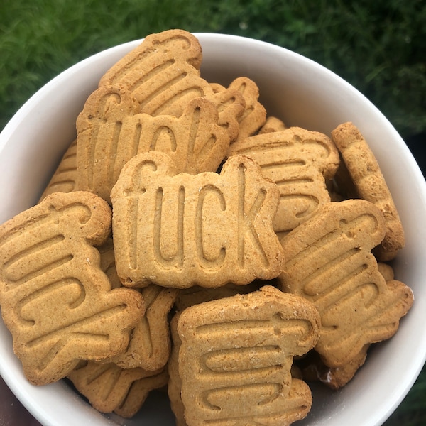 Molasses fuck dog treats, Chapter 39 dog cookies, puppy treats, dog cookies, grain free dog treats