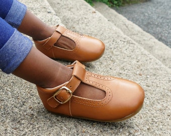 hard sole baby shoes