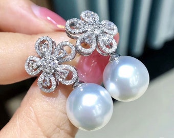 1.23ct Diamond, AAAA 12-13 mm South Sea Pearl Luxury Earrings 18k Gold