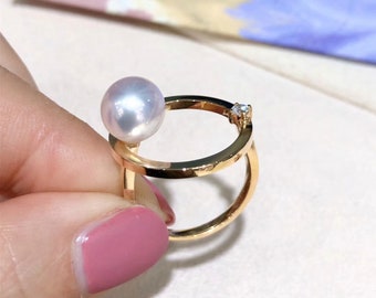 AAA 7.5-8 mm Akoya Pearl Ring 18k Gold w/ Diamond