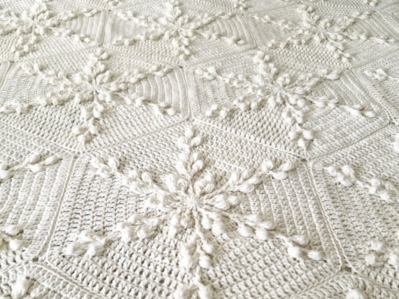 CROCHET BLANKET PATTERN - Christmas Crochet Blanket Pattern - Crochet Afghan Pattern - Crochet Throw Pattern - Crochet Pattern