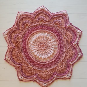 CROCHET PATTERN Crochet doily pattern, floor rug pattern, floor mat pattern Adinah Floor Rug pattern image 10
