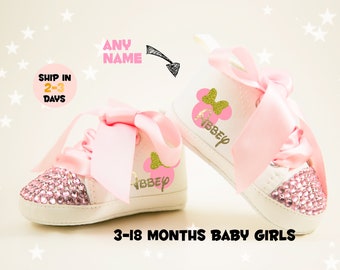 Minnie Mouse Baby Shoes, Minnie Baby Shower, Baby Birthday Gift, Personalized Baby Gift, Baby Shoes, Infant Shoes